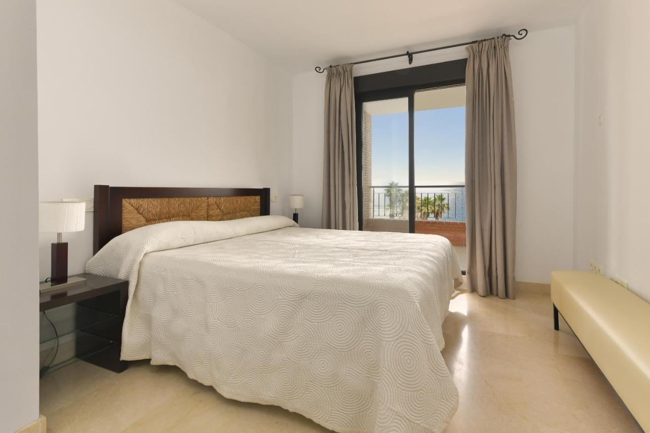Apartamento De 2 Dormitorios En Torrox Costa ภายนอก รูปภาพ