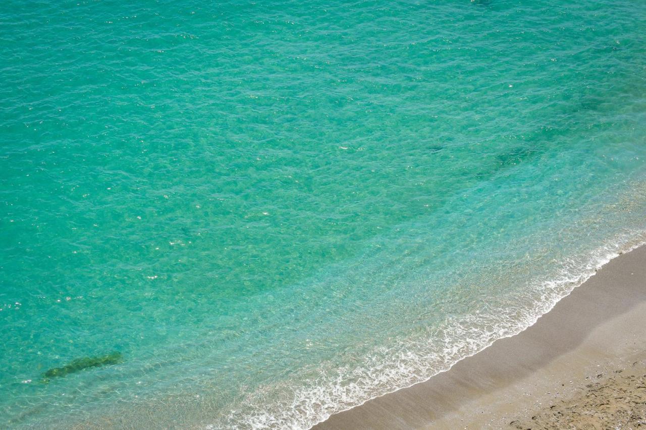 Apartamento De 2 Dormitorios En Torrox Costa ภายนอก รูปภาพ